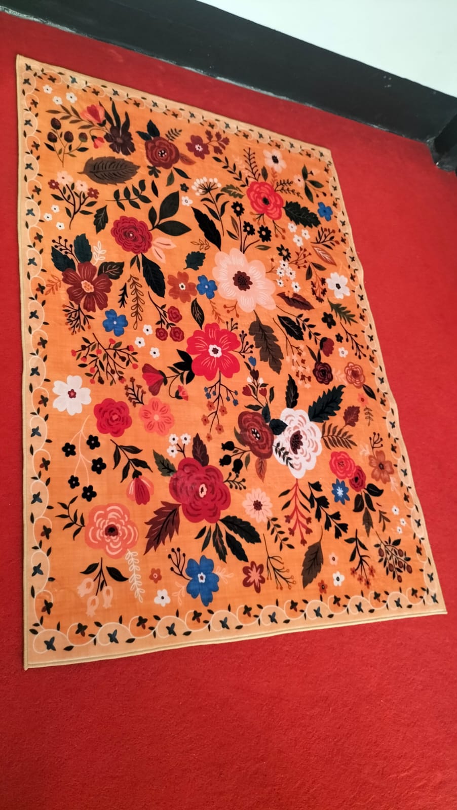 Kashmiri Velvet Persian Rugs: The Pinnacle of Elegance & Comfort - Design 1